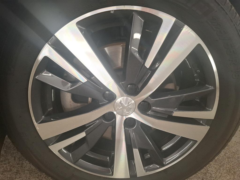 PEUGEOT 3008 Hybrid4 300 e-EAT8 Allure Pack 2023