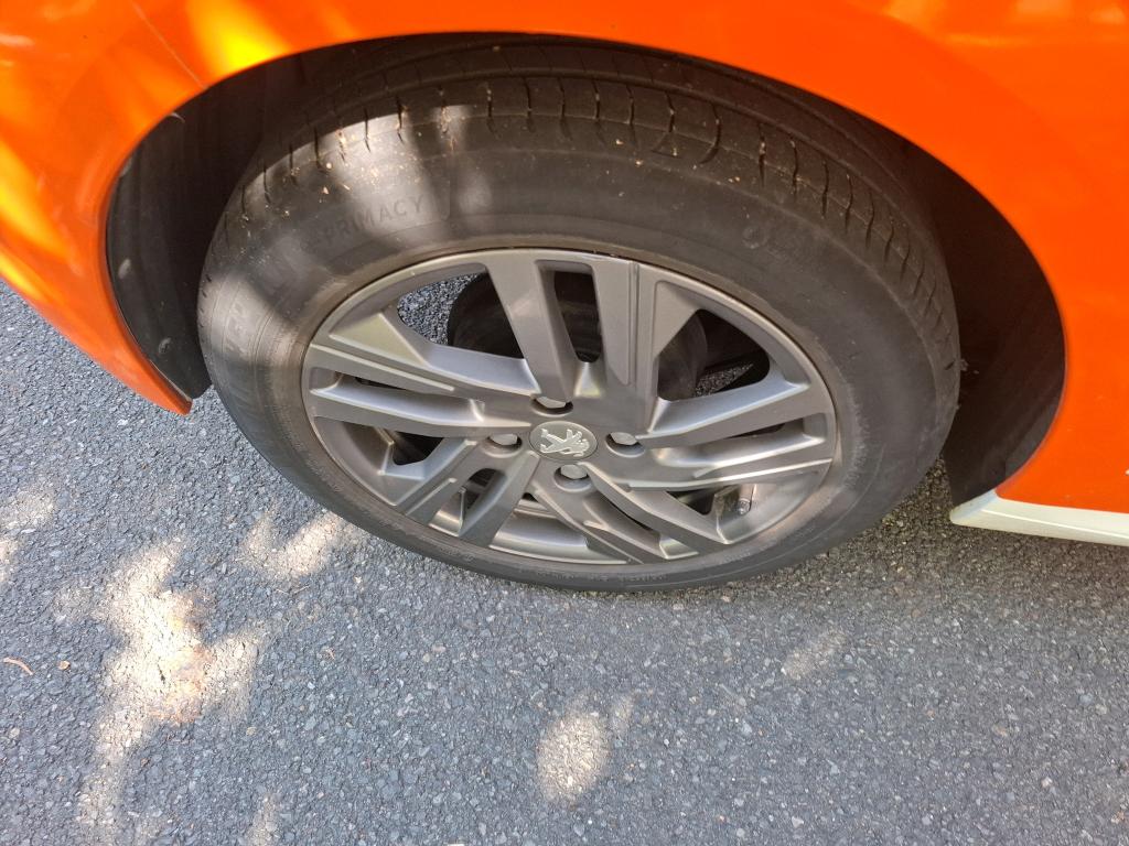 PEUGEOT 208) 208 PureTech 75 S&S BVM5 Style 2022