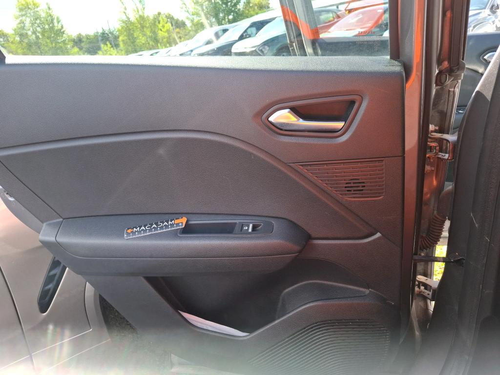 RENAULT CAPTUR E-Tech Plug-in 160 Intens 2021