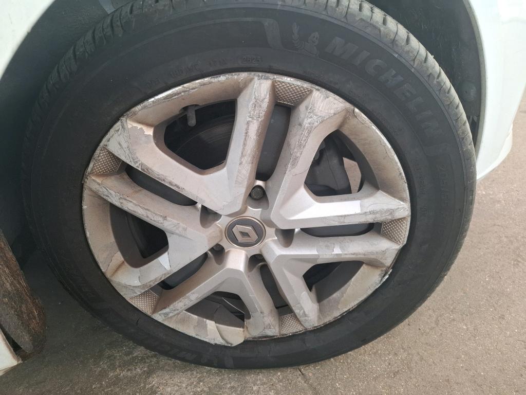 RENAULT MÉGANE MEGANE IV BERLINE Blue dCi 115 EDC Business 2019