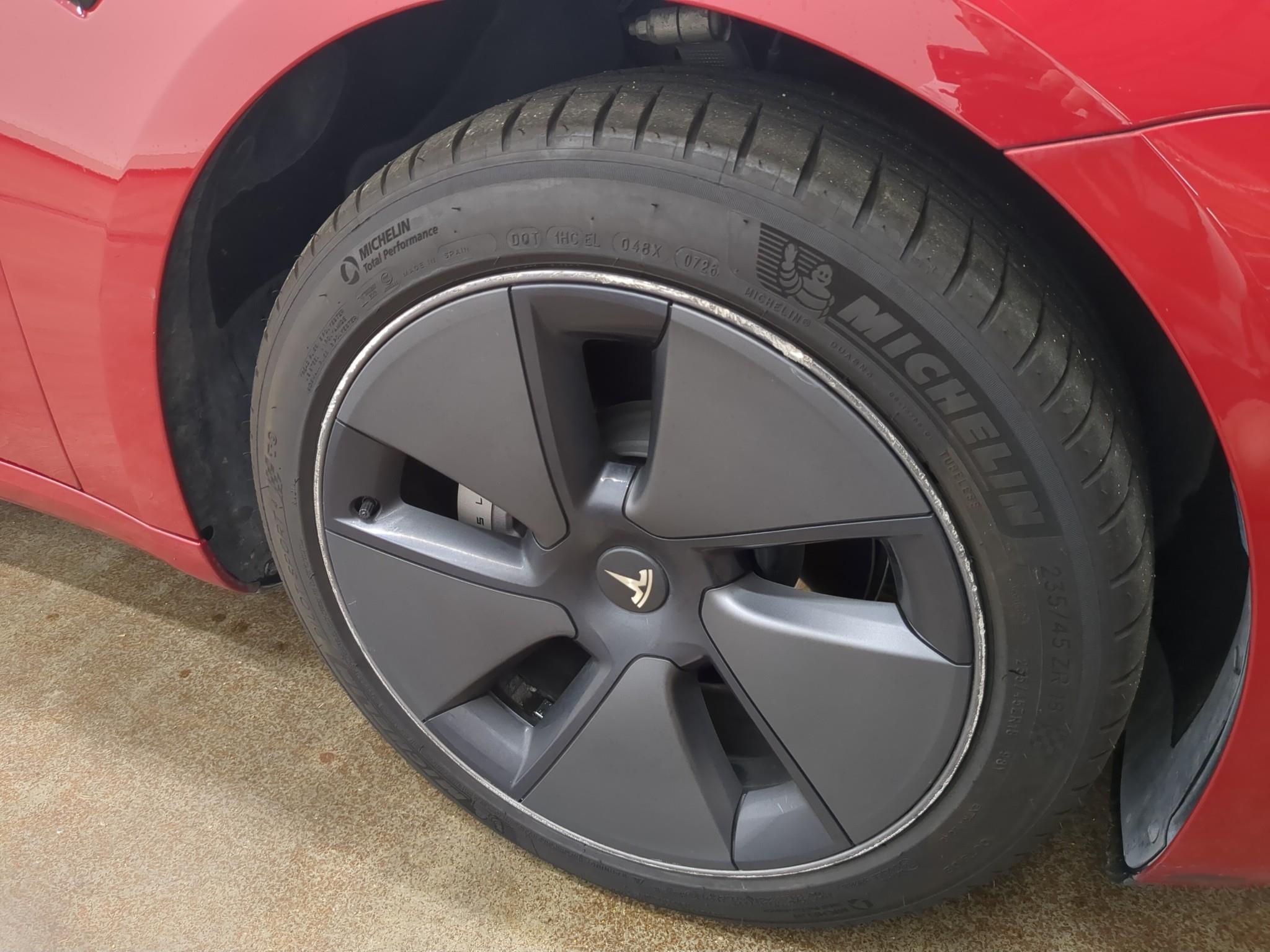 TESLA  2022