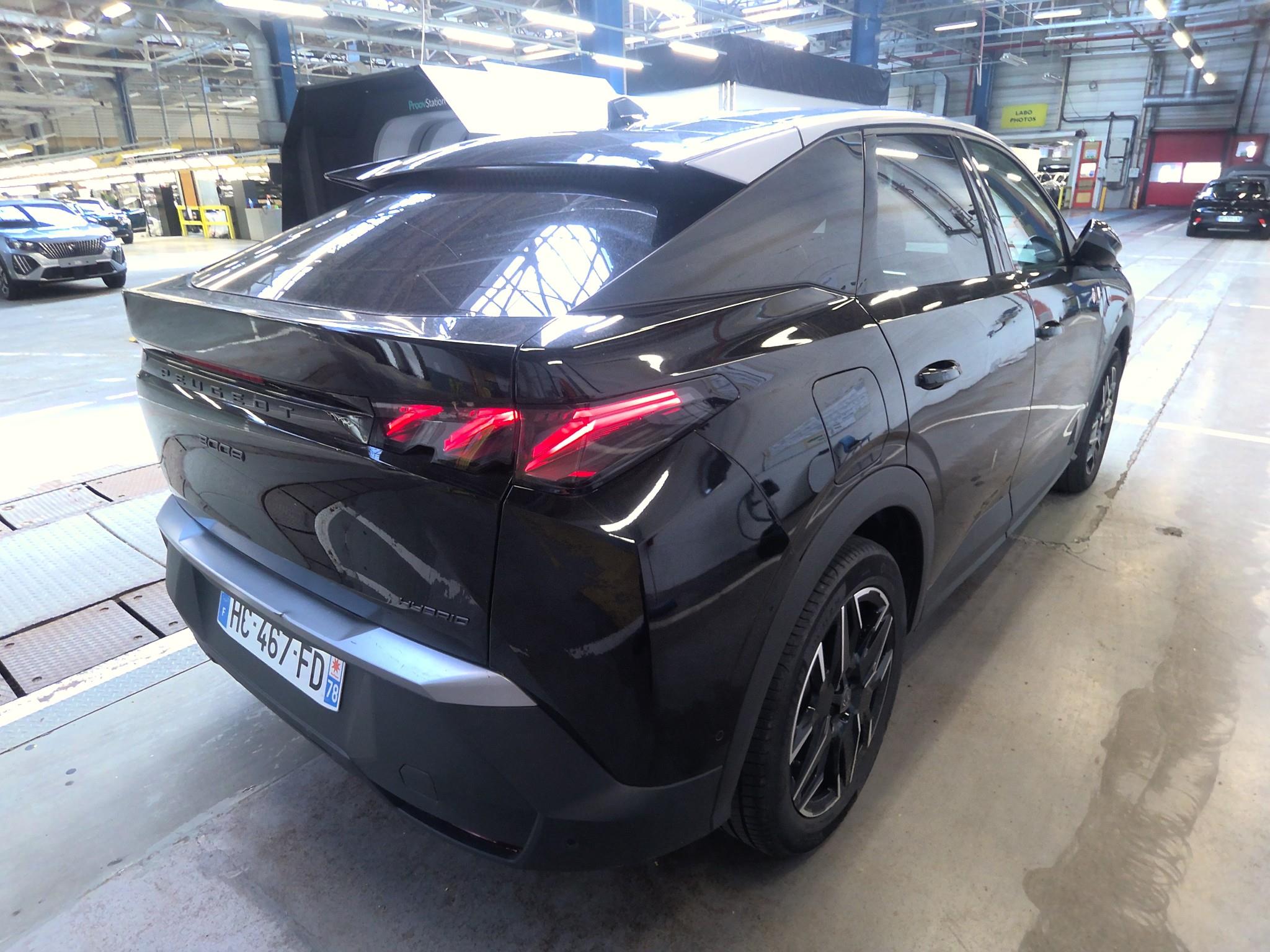 PEUGEOT 3008 Hybrid 136 e-DCS6 GT 2025