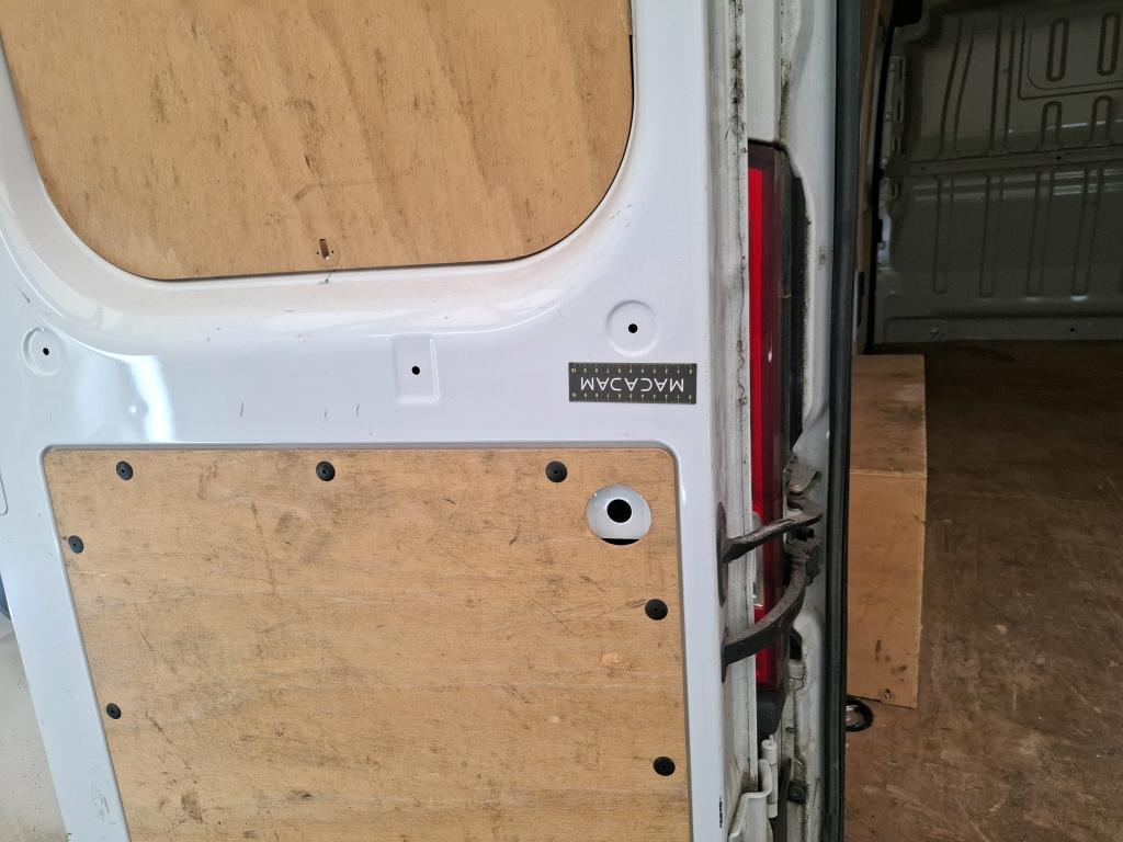 PEUGEOT BOXER FOURGON TOLE 335 L3H2 BLUEHDI 120 S&S ASPHALT 2022