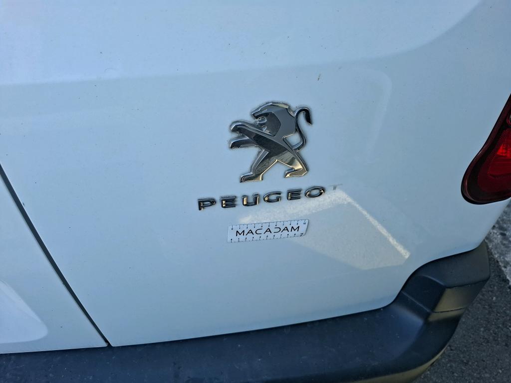 PEUGEOT PARTNER FOURGON STANDARD 650 KG BLUEHDI 100 S&S BVM5 PREMIUM 2021