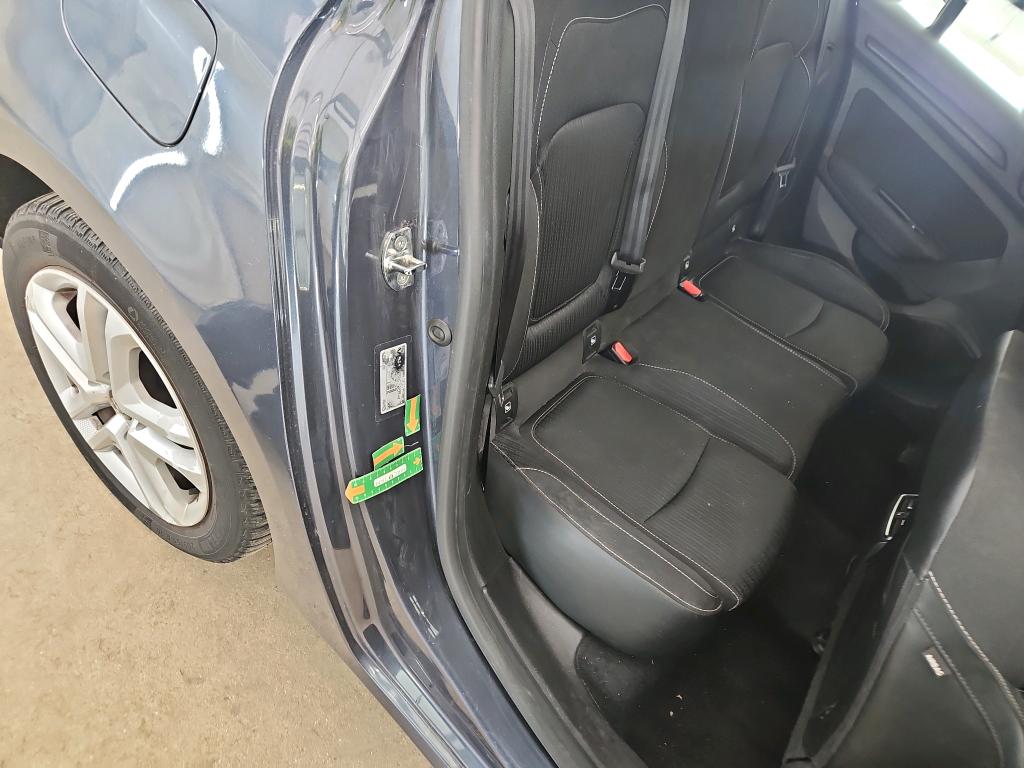 RENAULT MÉGANE MEGANE IV ESTATE dCi 110 Energy Business 2018