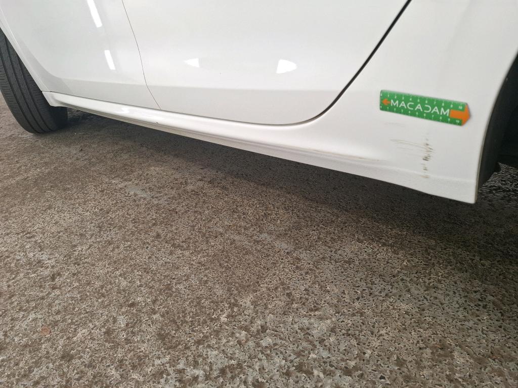 PEUGEOT 208 AFFAIRE PURETECH 82 S&S BVM5 PREMIUM 2018