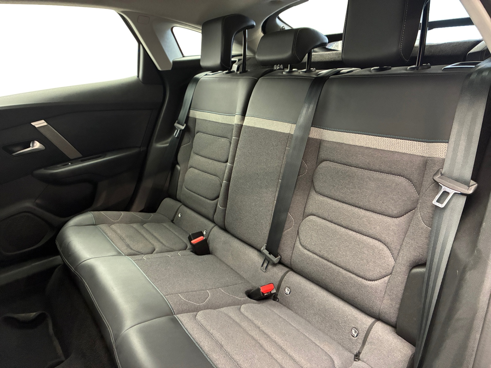 CITROEN C4 BlueHDi 130 EAT8 Plus 2023