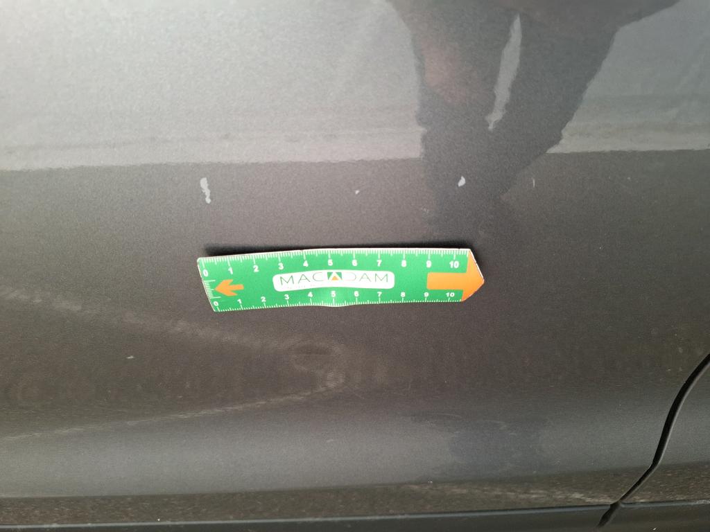 NISSAN  2018