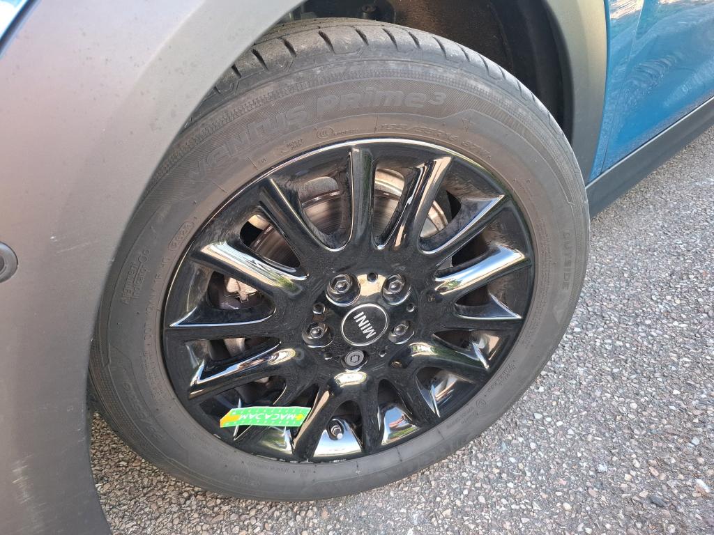 MINI HATCH 3 Portes Cooper 136 ch BVA7 Edition Camden 2023