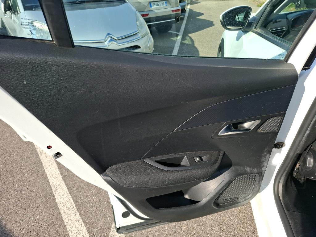 PEUGEOT 2008 BlueHDi 110 S&S BVM6 Active Business 2021