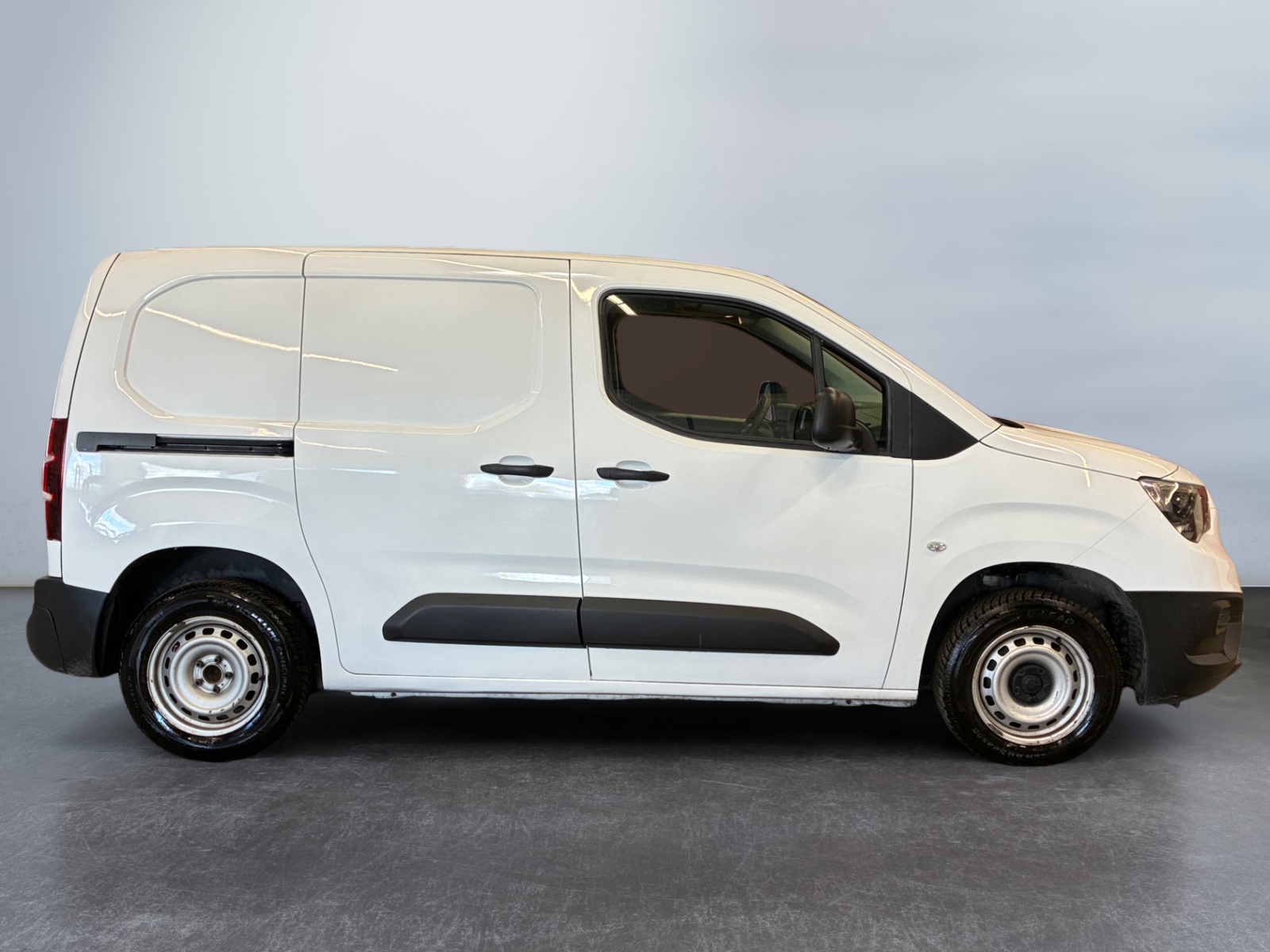 OPEL COMBO CARGO 1.5 100 CH S/S L1H1 BVM6 STANDARD PACK CLIM 2022