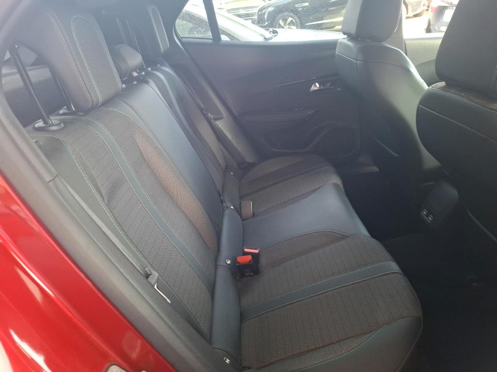 PEUGEOT 2008 BUSINESS PureTech 130 S&S EAT8 Allure 2021