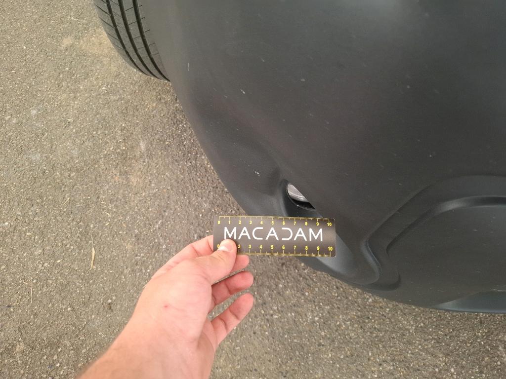 NISSAN  2021