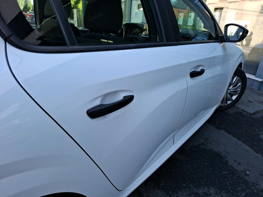 PEUGEOT 208 AFFAIRE PURETECH 75 S&S BVM5 PREMIUM 2022