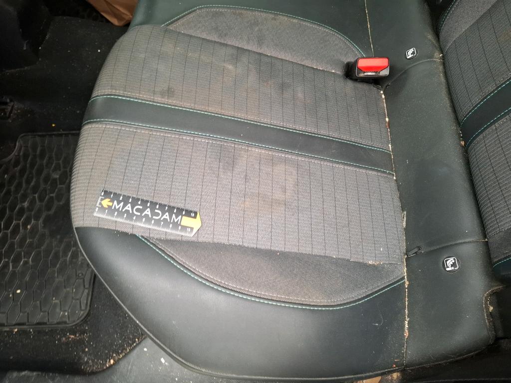 PEUGEOT 2008 PureTech 100 S&S BVM6 Allure Pack 2021