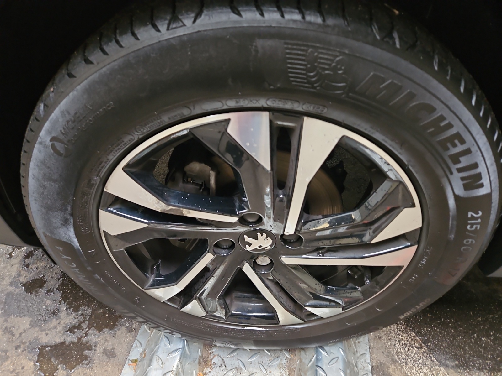 PEUGEOT 2008 PureTech 100 S&S BVM6 Allure 2020