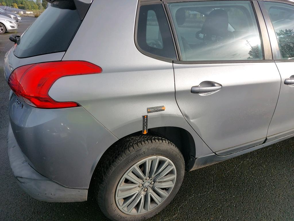PEUGEOT 2008 1.6 e-HDi 92ch FAP BVM5 Active 2015