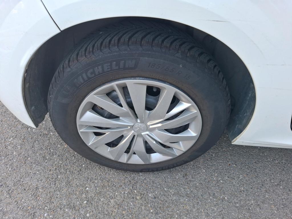 PEUGEOT 208 AFFAIRE BLUEHDI 100 S&S BVM6 PREMIUM 2021