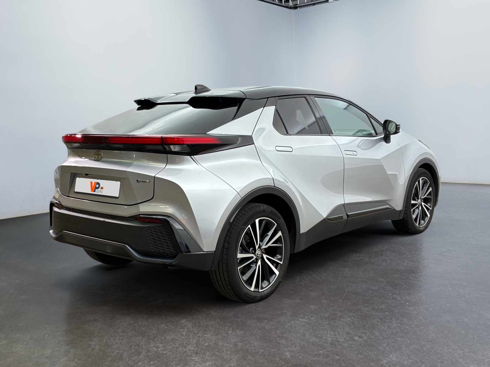 TOYOTA CHR 2024