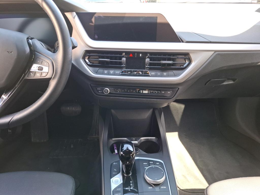 BMW SERIE 1 F40 116d 116 ch DKG7 Business Design 2022