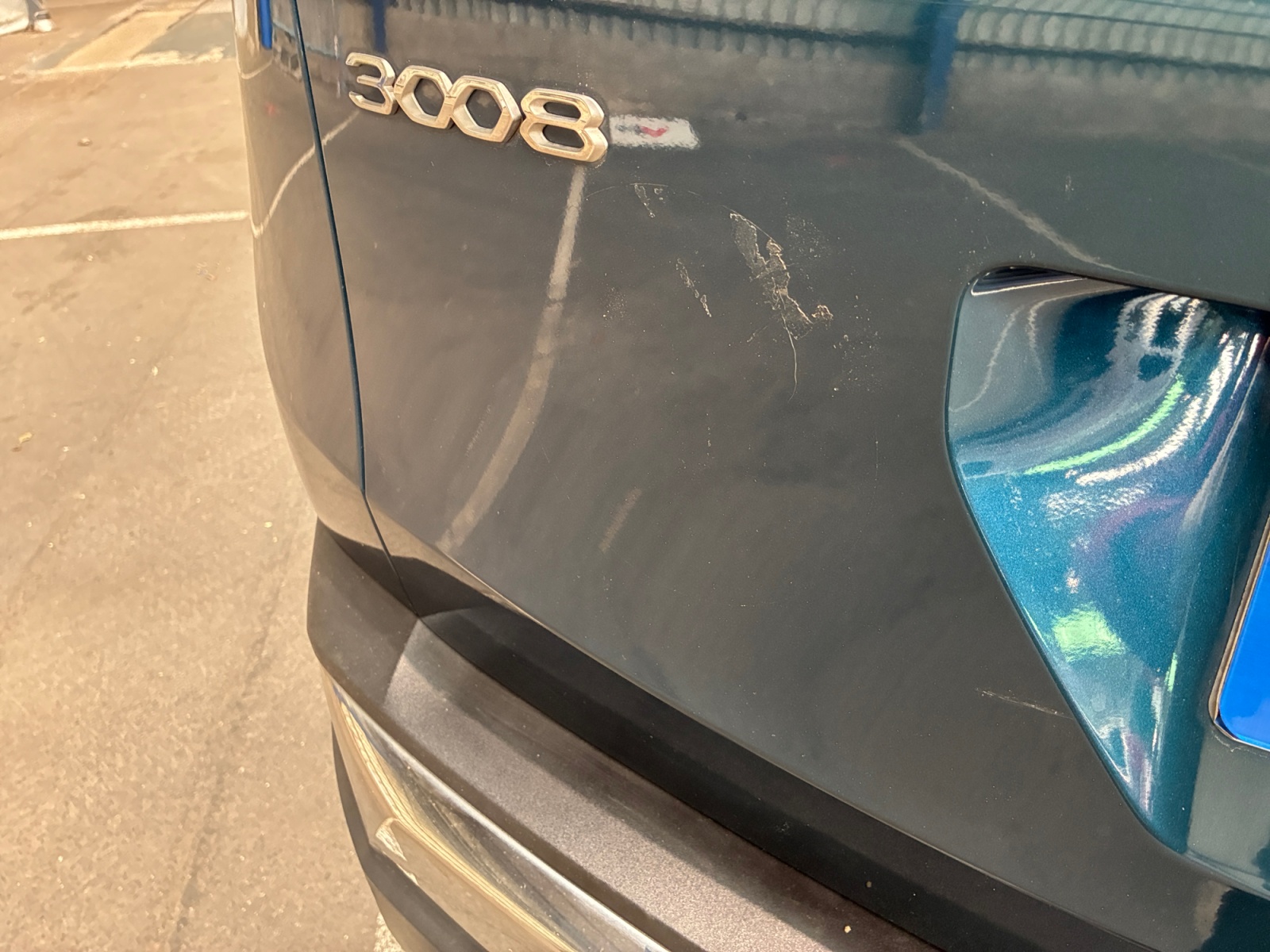 PEUGEOT 3008 Hybrid 225 e-EAT8 GT Pack 2022