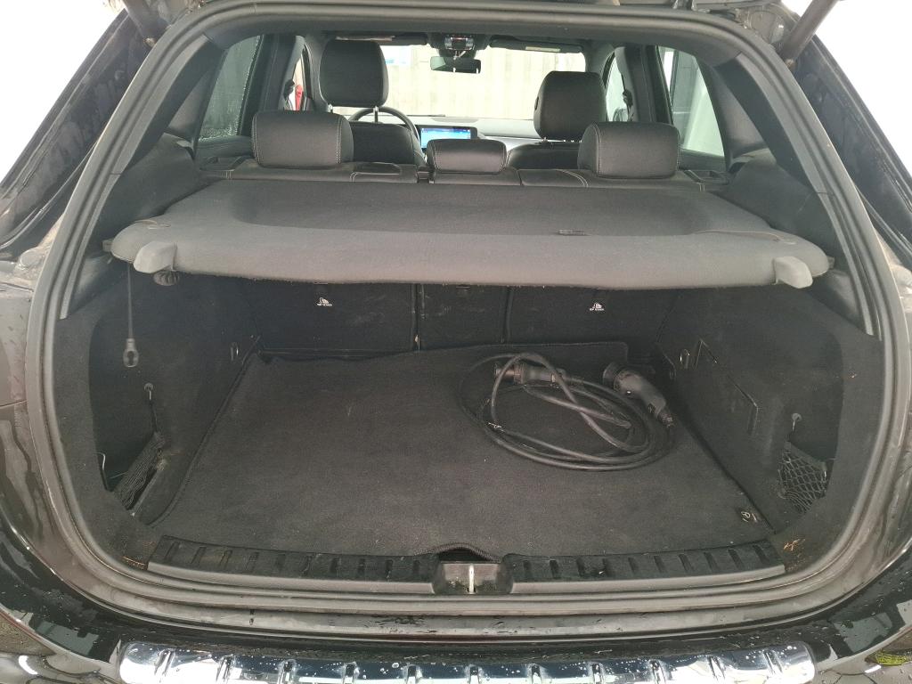 MERCEDES-BENZ GLA 250 e 8G-DCT Progressive Line 2022