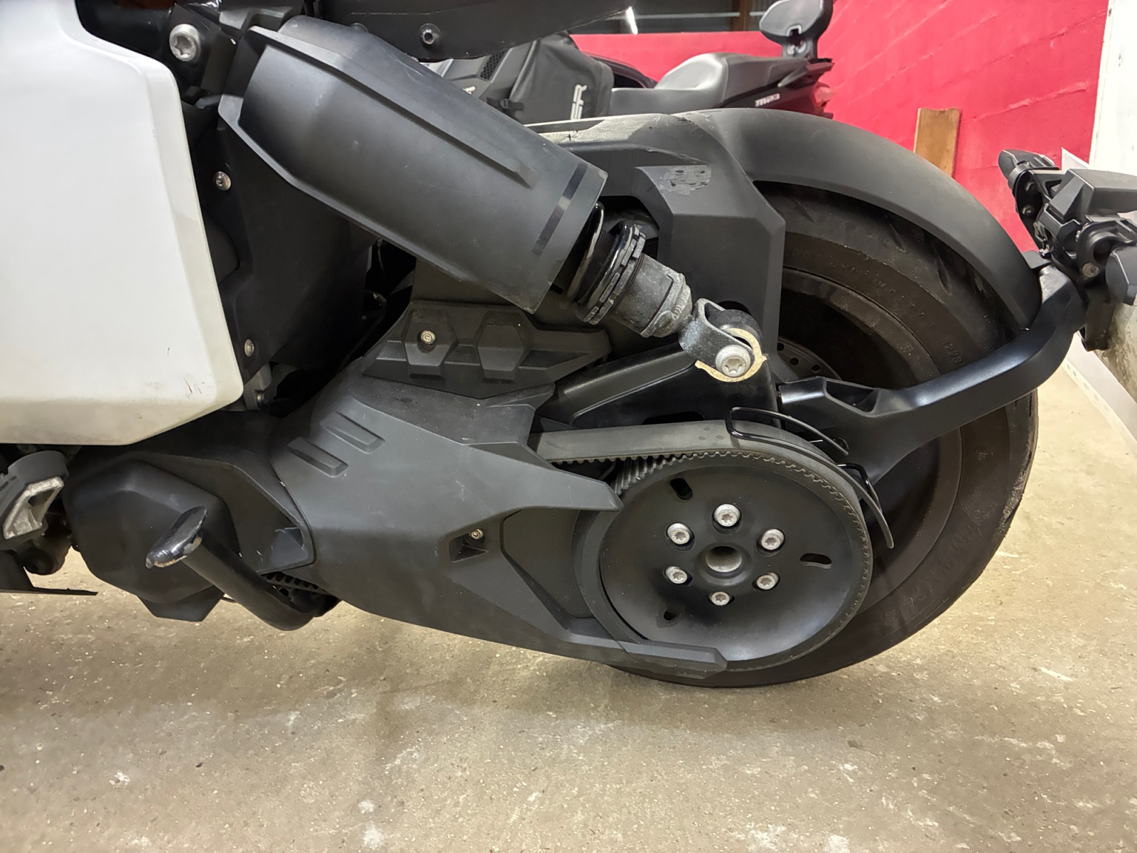BMW C CE04 2024