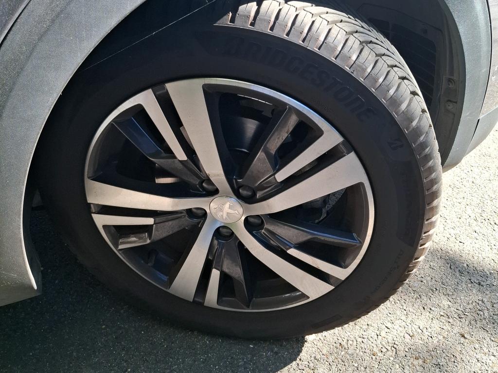PEUGEOT 5008 BlueHDi 130ch S&S EAT8 GT 2021