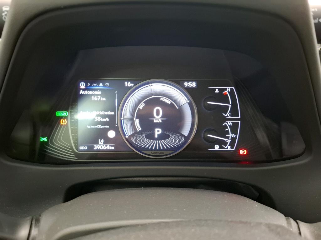 LEXUS  2020