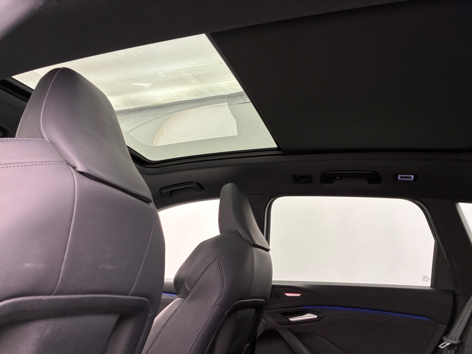 AUDI SQ6 E-Tron Quattro 517ch 2025