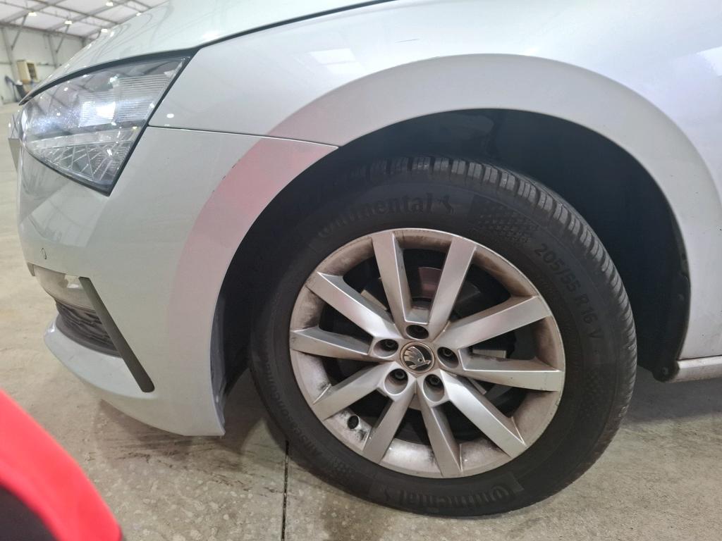 SKODA SCALA 1.0 TSI Evo 110 ch DSG7 Business 2022