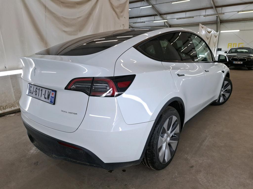 TESLA  2022