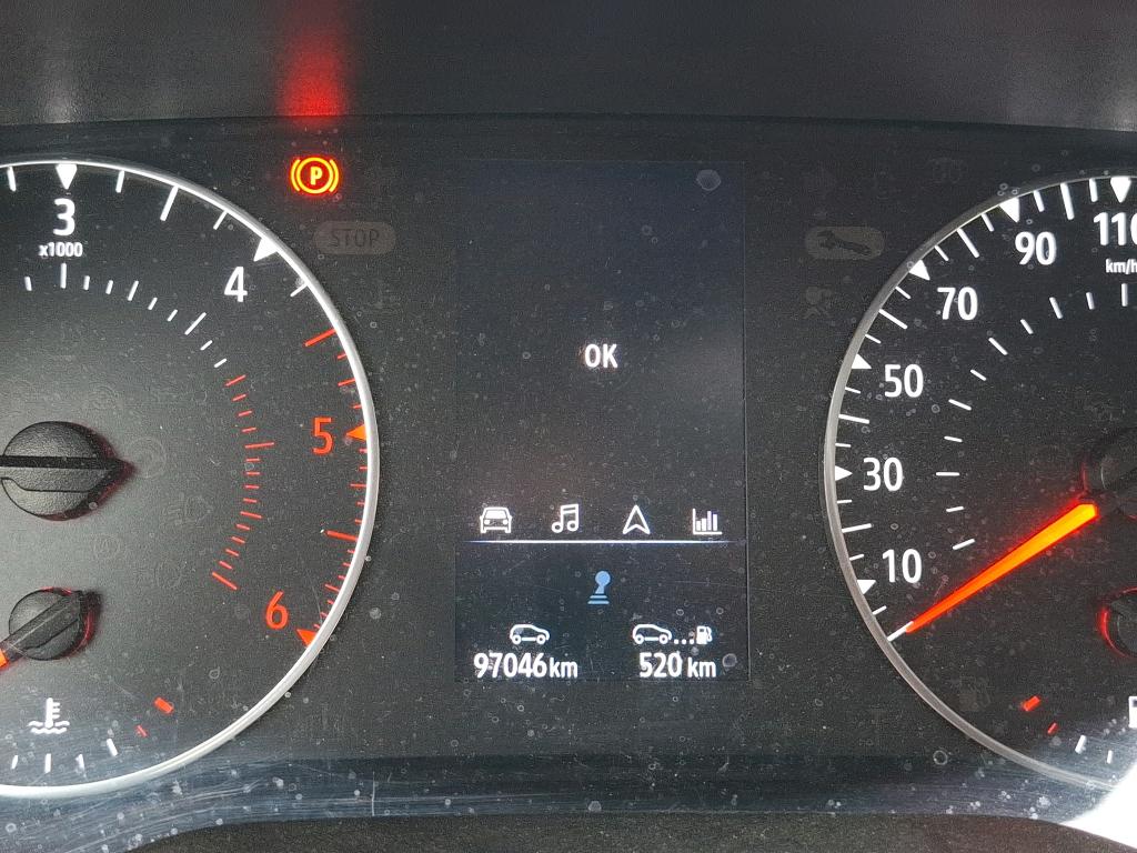 RENAULT CLIO SOCIETE BLUE DCI 100 - 21N AIR NAV 2022