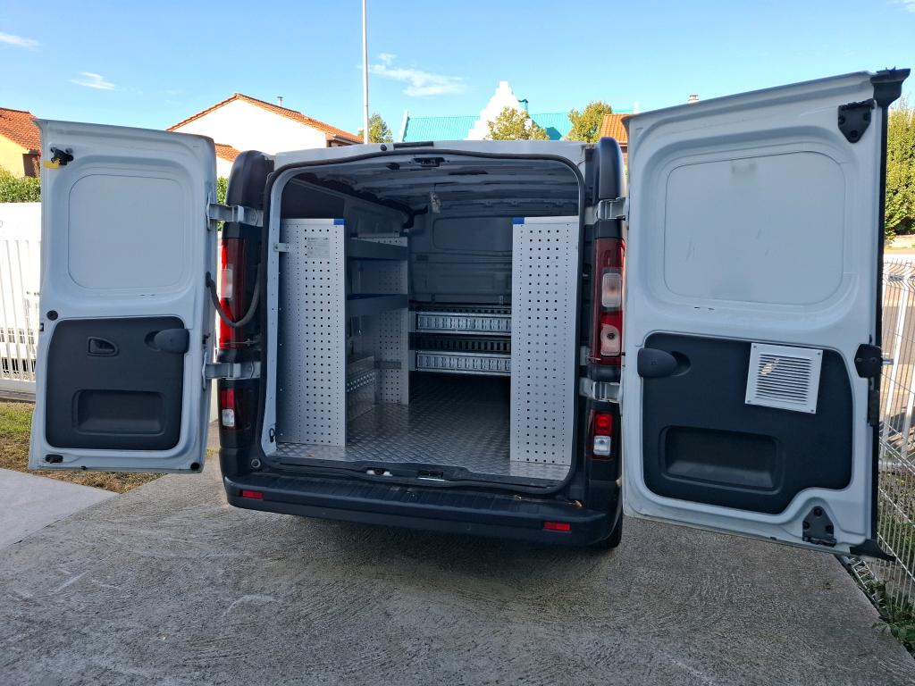 RENAULT TRAFIC FOURGON FGN L1H1 2800 KG BLUE DCI 130 CONFORT 2023