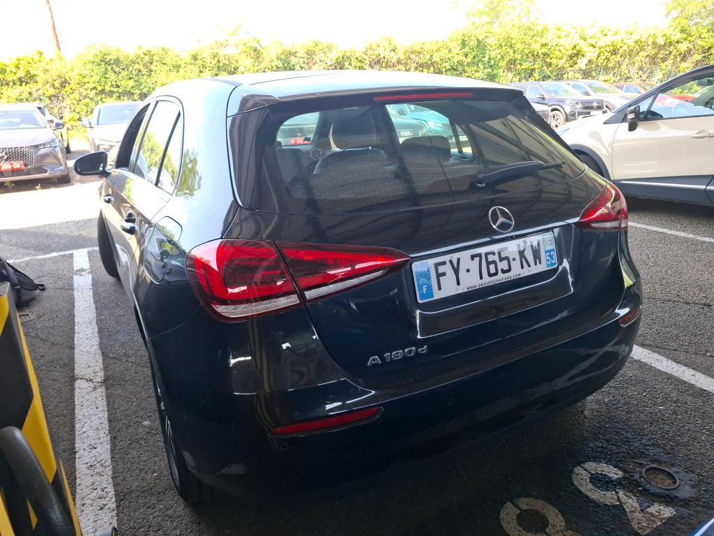 MERCEDES-BENZ MERCEDES CLASSE A 180 d 8G-DCT Style Line 2021
