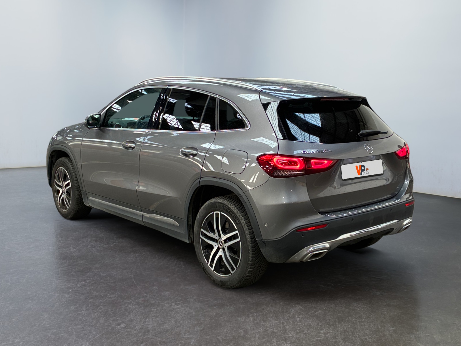 MERCEDES GLA II 250 e 8G-DCT Progressive Line 2022