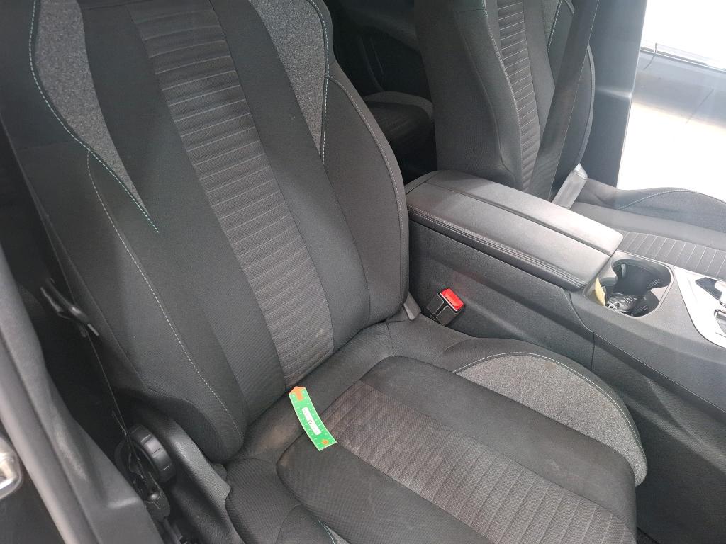 PEUGEOT 5008 BlueHDi 130ch S&S EAT8 Style 2022