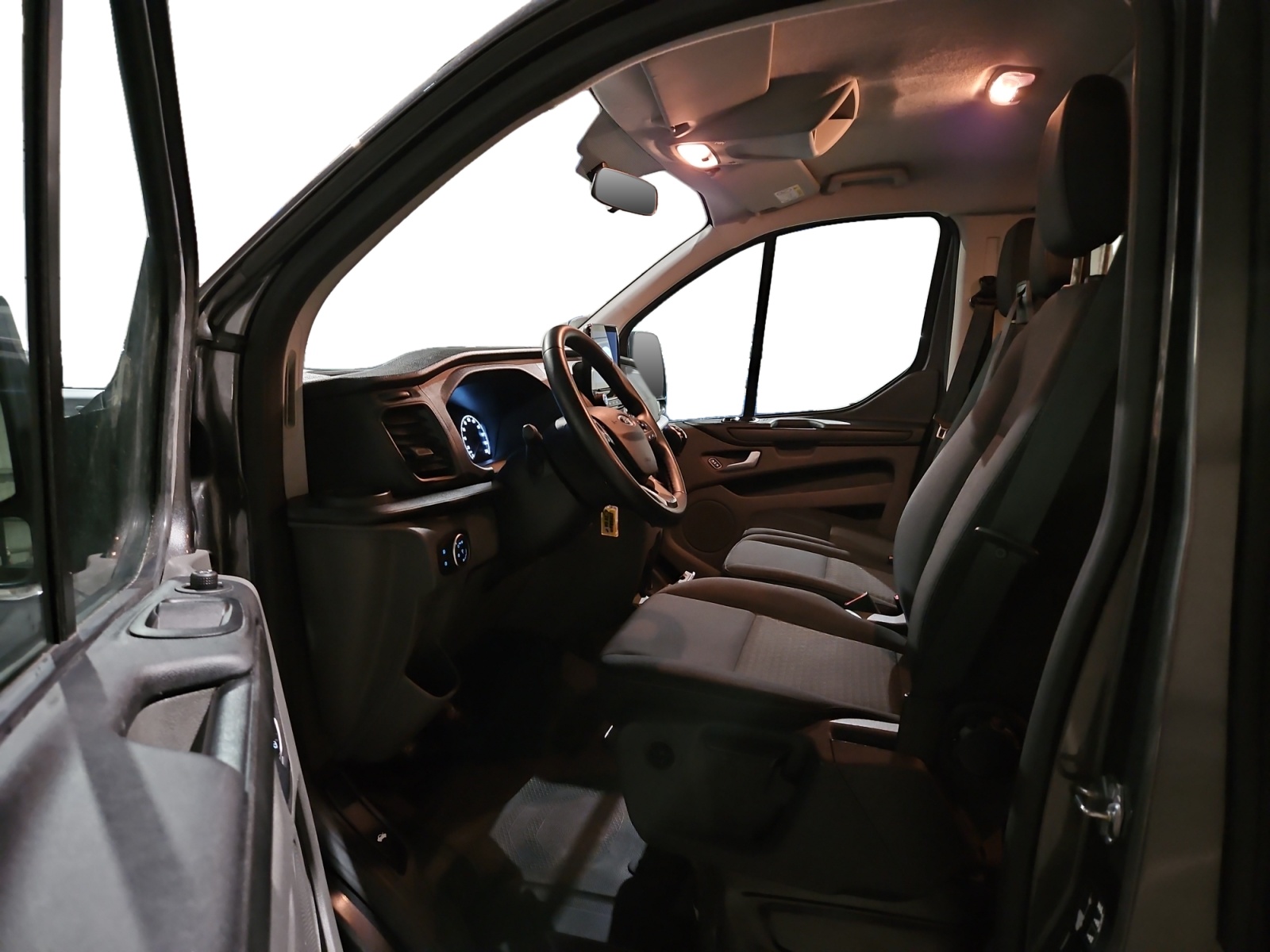 FORD TRANSIT Custom KOMBI 320 L2H1 2.0 EcoBlue 130 Trend Business 9pl 2023