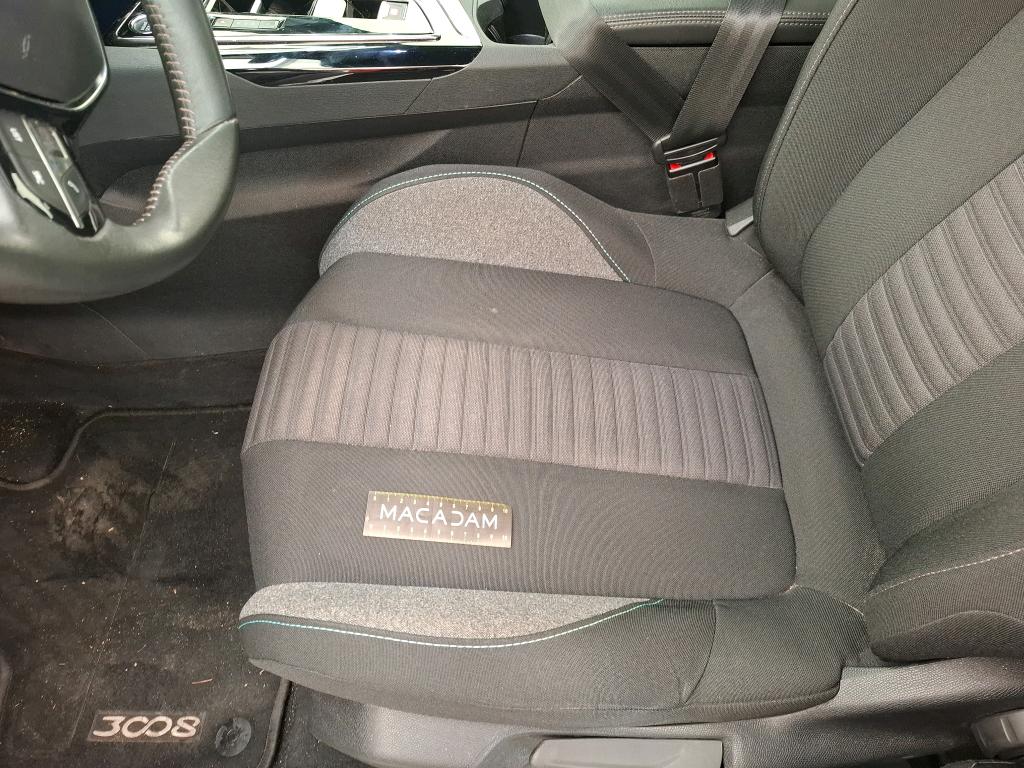 PEUGEOT 3008 Hybrid 225 e-EAT8 Active Pack 2023