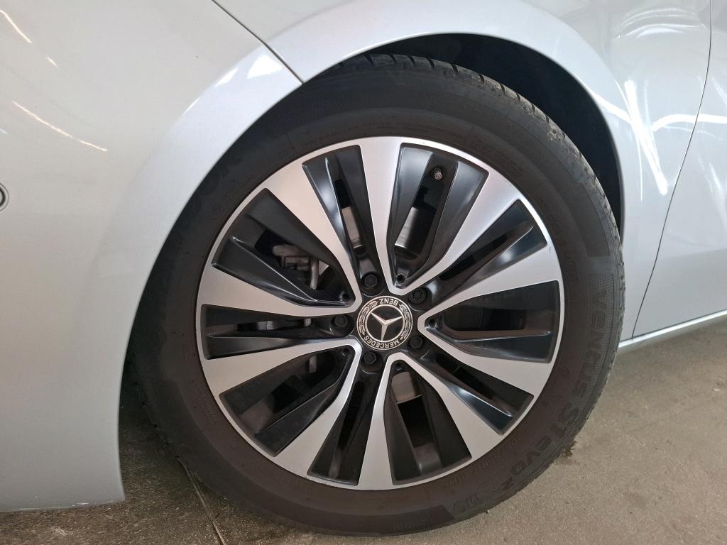 MERCEDES CLASSE A 180 d BM6 Style Line 2021