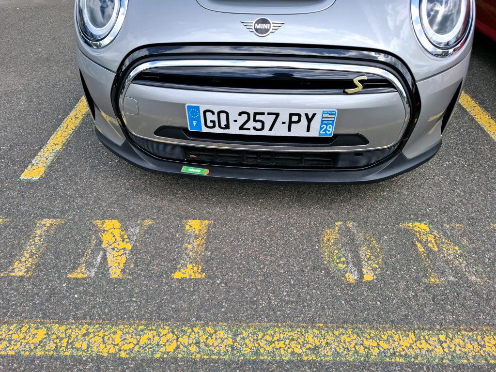 MINI HATCH 3 Portes Cooper SE 184 ch Essential 2023