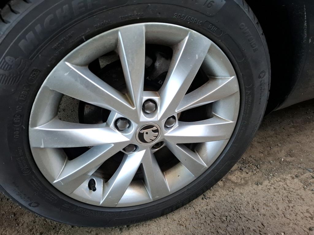 SKODA OCTAVIA COMBI 2.0 TDI 150 ch SCR FAP Business 2019
