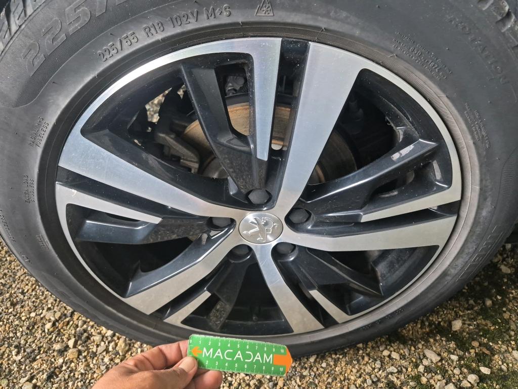 PEUGEOT 3008 Hybrid 225 e-EAT8 GT 2021