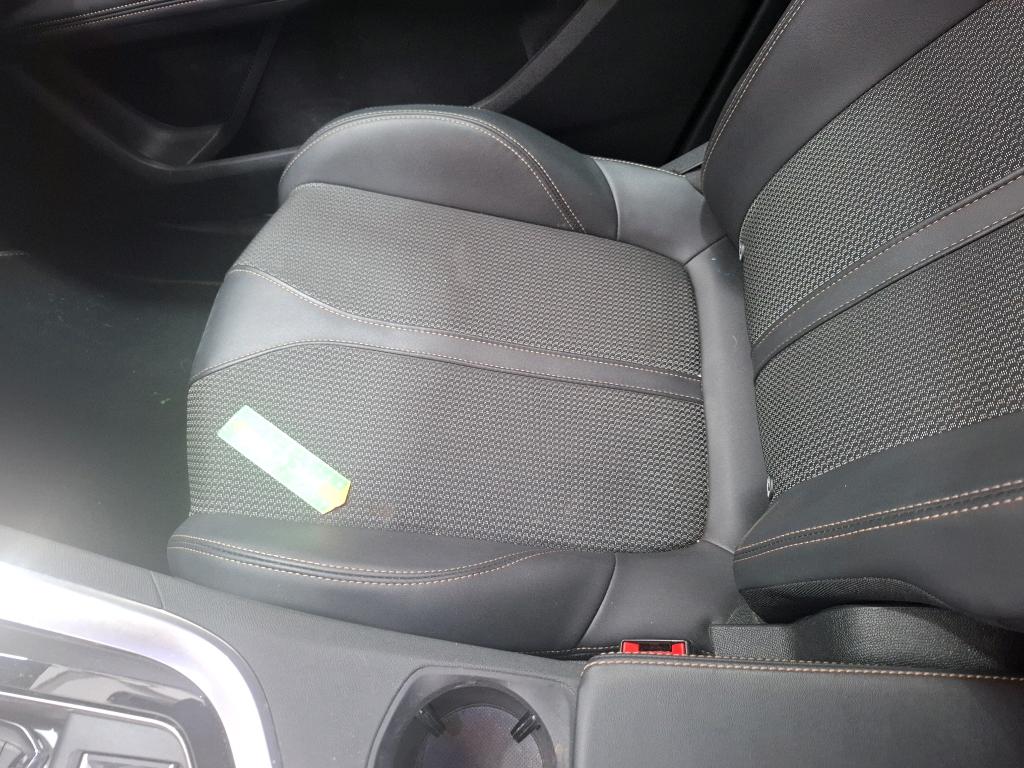 PEUGEOT 3008 Hybrid 225 e-EAT8 GT 2023
