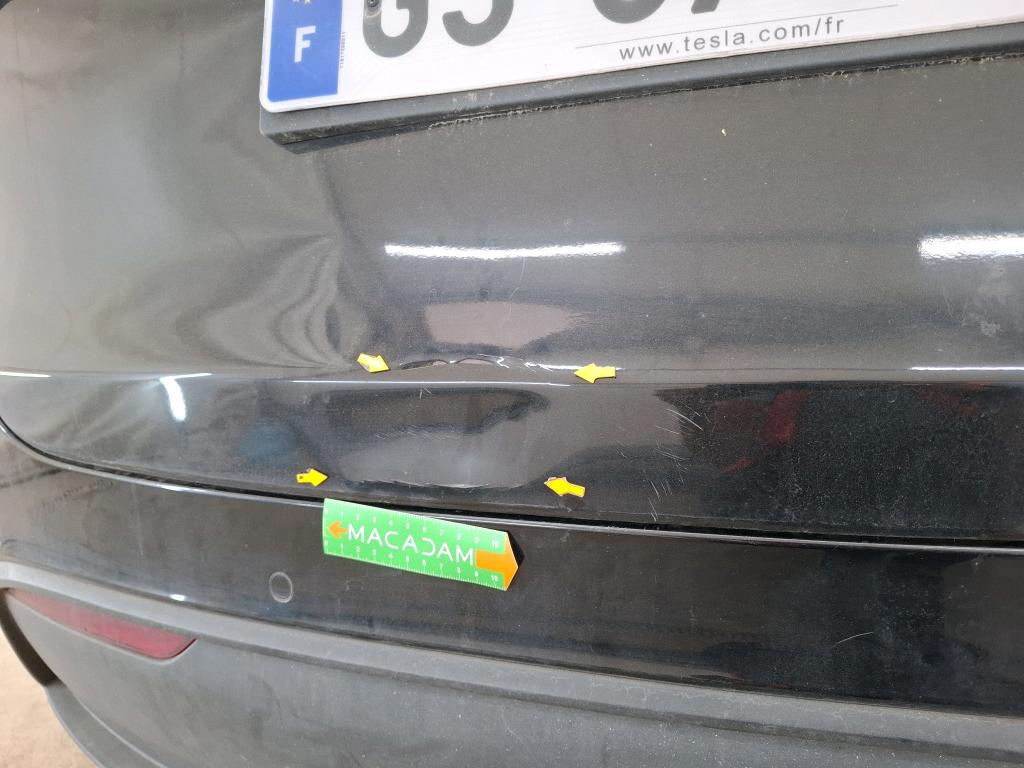 TESLA  2022