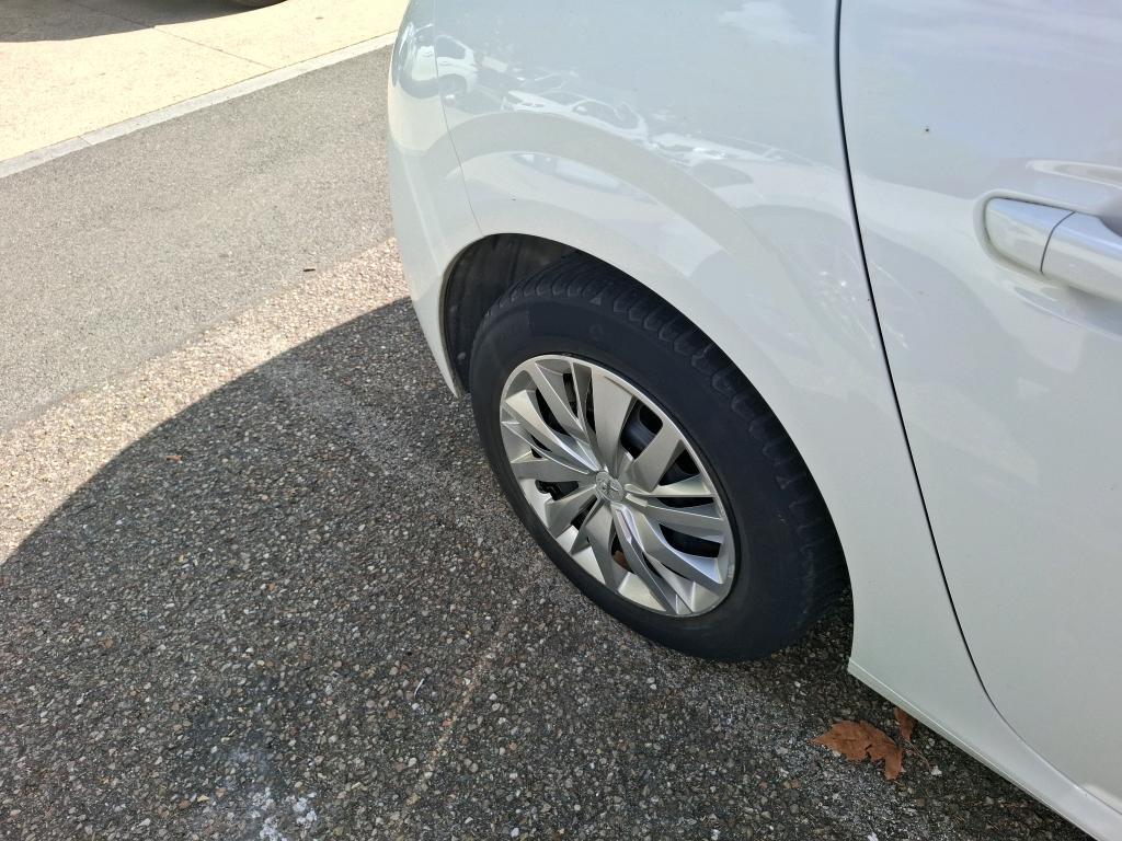PEUGEOT 208 BlueHDi 100 S&S BVM6 Active 2022