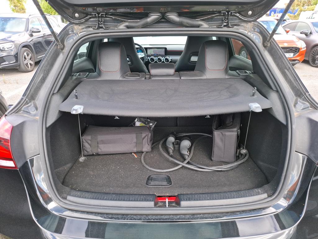 MERCEDES-BENZ MERCEDES CLASSE A 250 e 8G-DCT AMG Line 2022