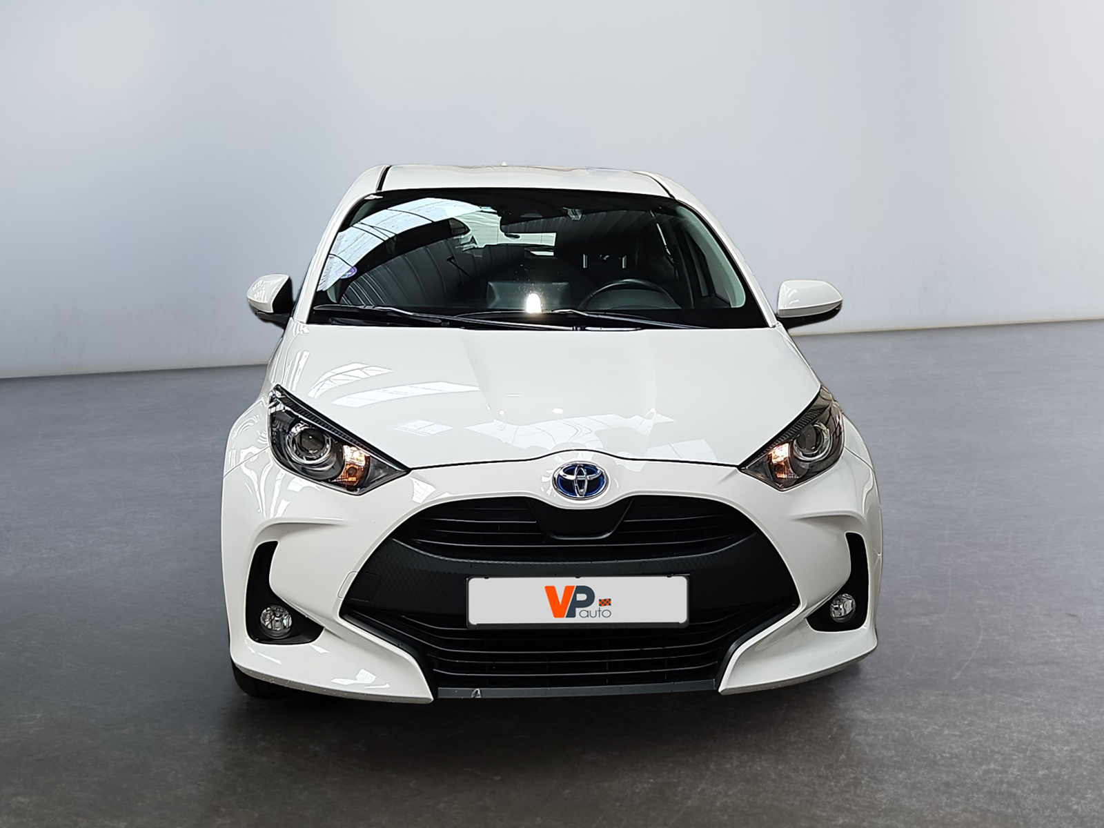 TOYOTA YARIS HYBRIDE 116h Dynamic Business + Beyond Academy 2022