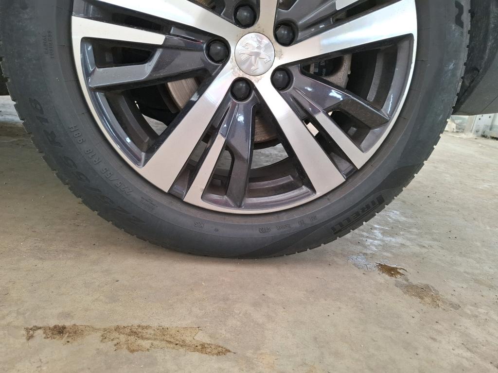 PEUGEOT 5008 BlueHDi 130ch S&S EAT8 Allure 2020