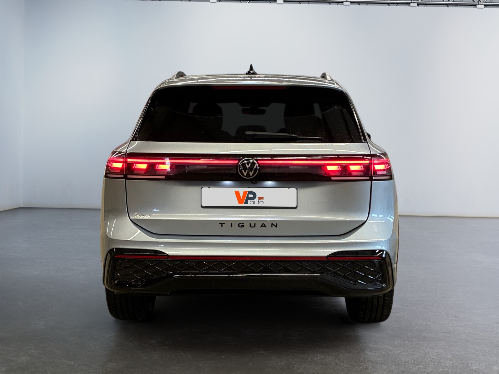 VOLKSWAGEN Tiguan 1.5 eHybrid 272ch DSG6 R-Line 2025